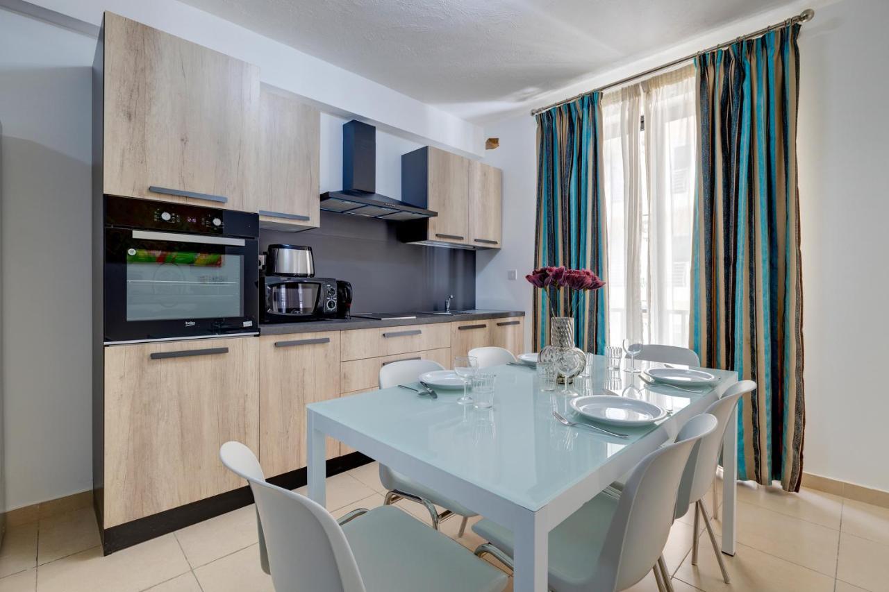 Sliema Tigne Suites Zewnętrze zdjęcie