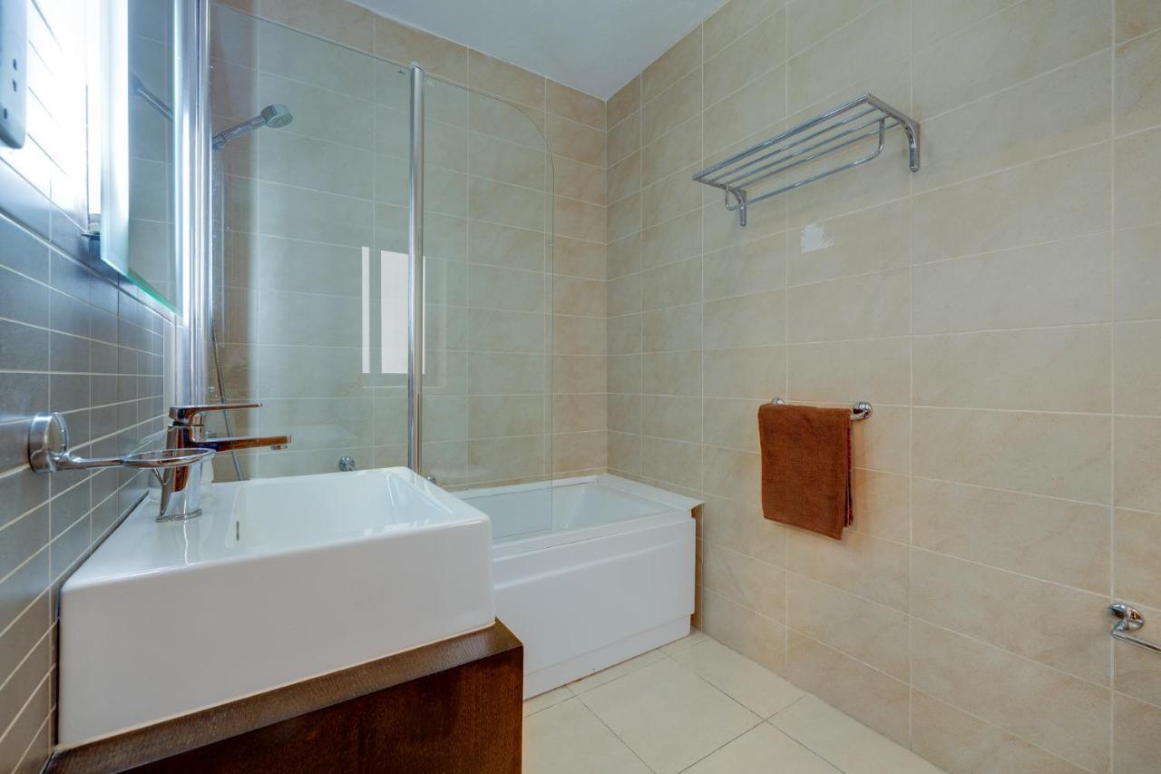 Sliema Tigne Suites Zewnętrze zdjęcie